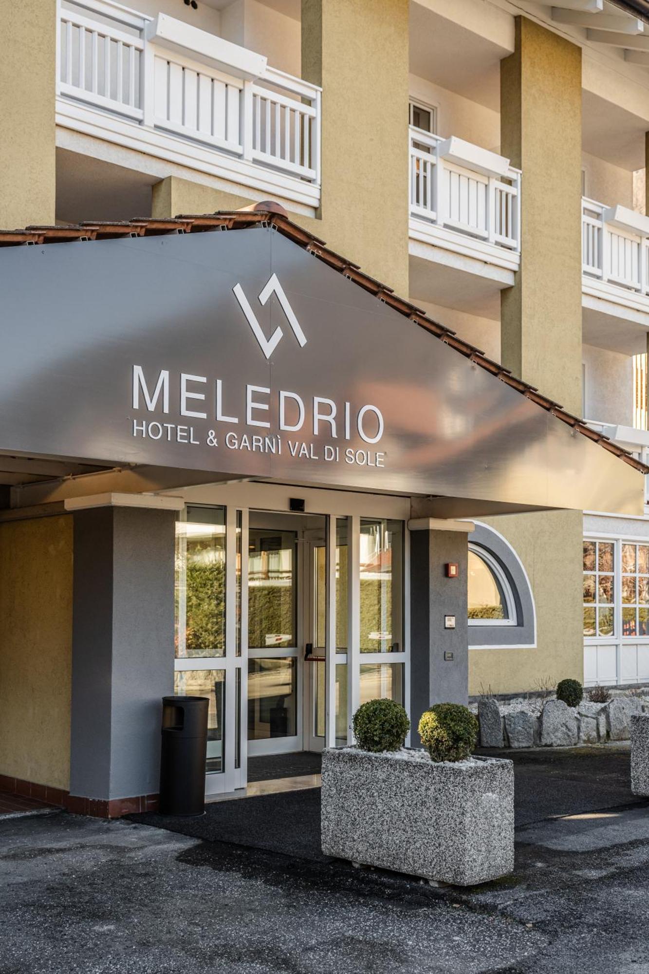Hotel Garni Meledrio Dimaro Bagian luar foto